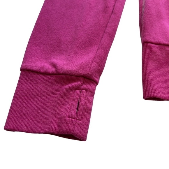 Bench Hoodie - Size Medium - Picture 6 of 9